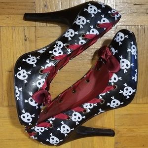 Ellie Skull Heels